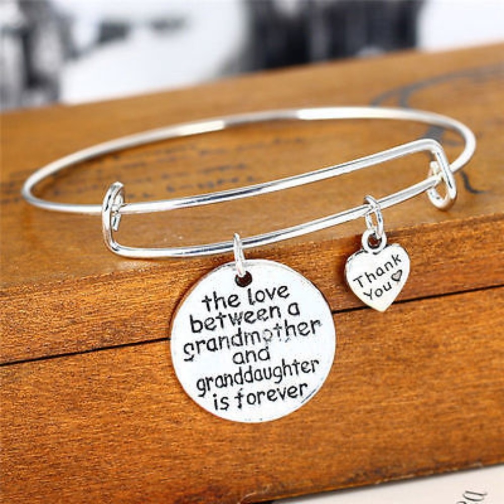 Silver Plated Pendant Heart Charm Bracelet